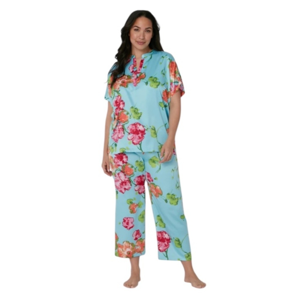 N Natori Stretch Silky Satin PJ Set Size XL